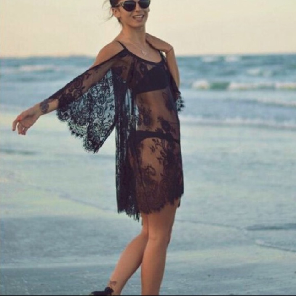 Black Lace Open Cold Open Shoulder Beach Coverup - Picture 3 of 3